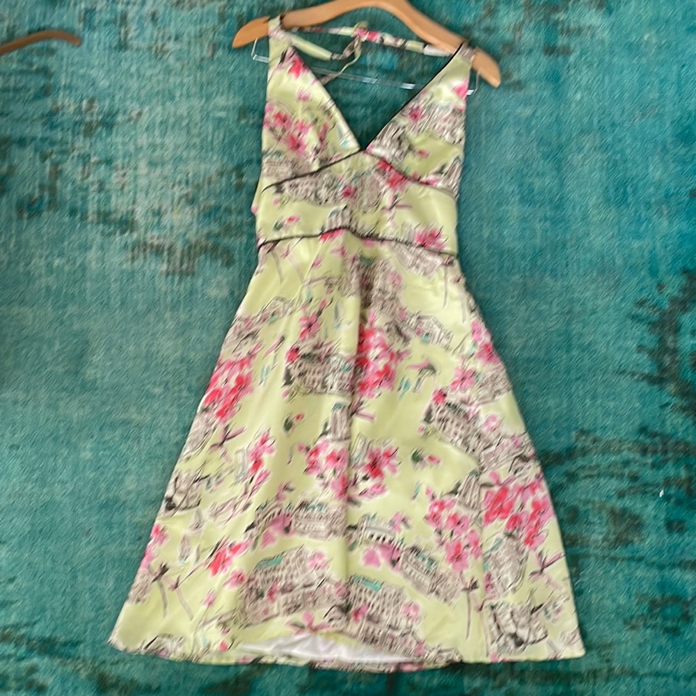 ABS ALLEN SCHWARTZ 100% SILK GREEN MULTICOLOR SCENIC VILLA FLORAL HALTER DRESS